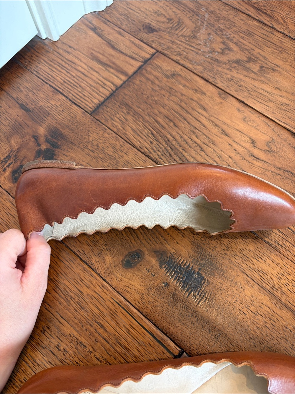 Chloé Brown Leather Scalloped Ballet Flats - Picture 5 of 9